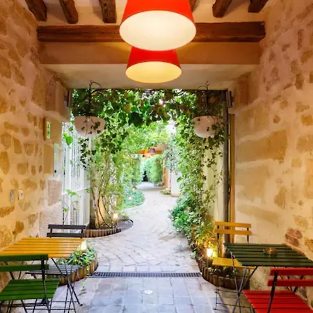 Apartment Les Patios Du Marais 2 Paris