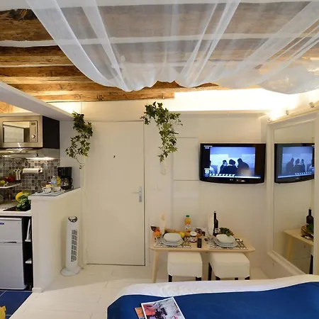 Les Patios Du Marais 2 Апартаменты *