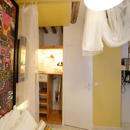 Les Patios Du Marais 2