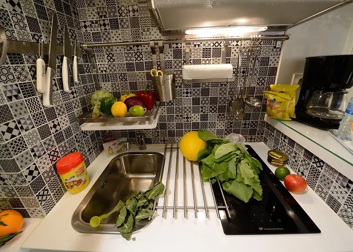 Les Patios Du Marais 2 Parigi