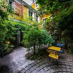 Les Patios Du Marais 2